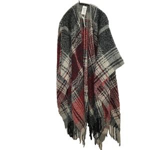 Woolrich Poncho Gray Red Womens one Size NWT Winter Festive